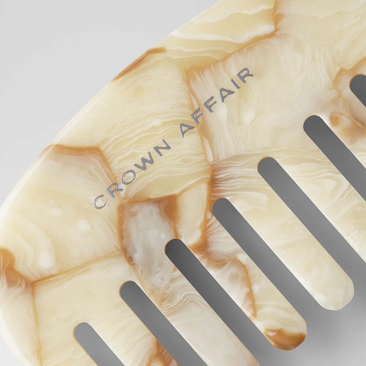The Comb No. 001