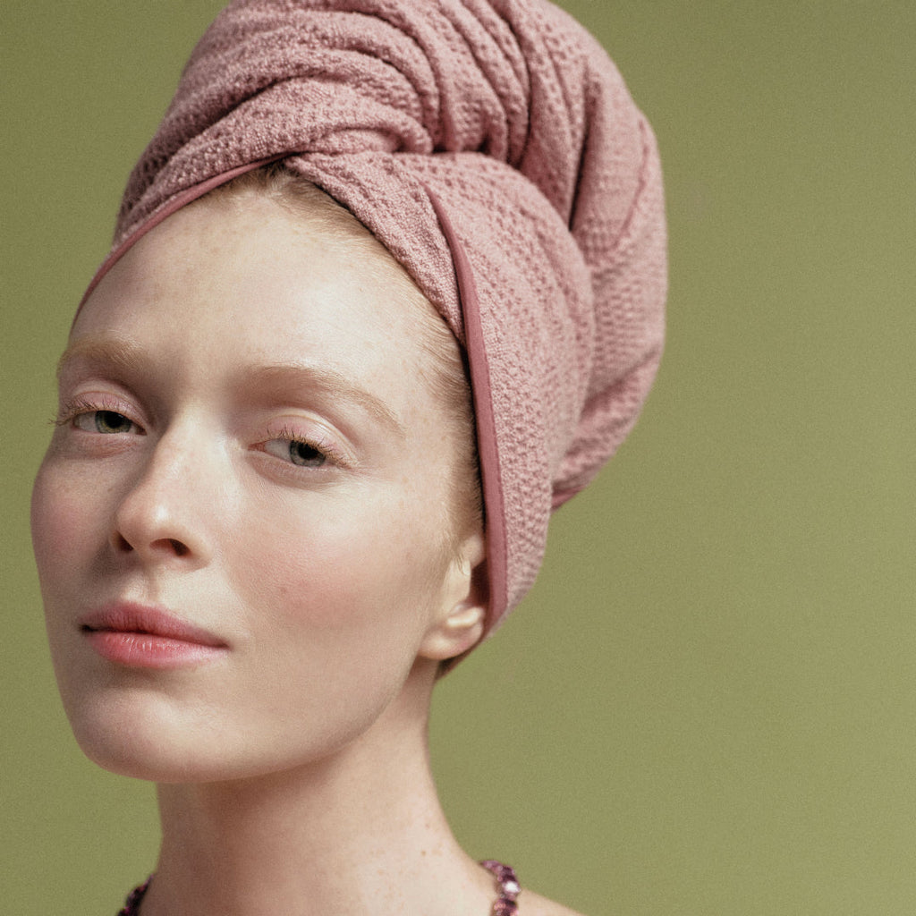 Crown Affair x Ilia The Towel in Pink